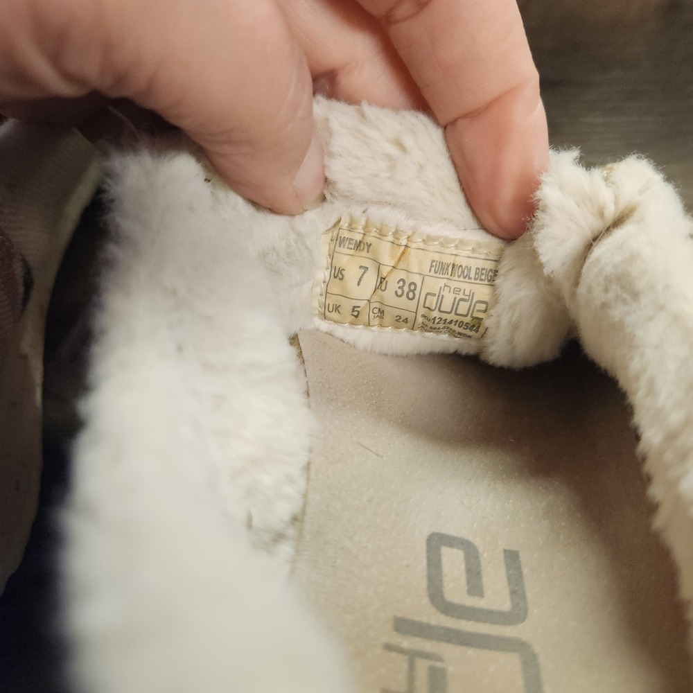 Hey Dude Women's Wendy Funk Wool Beige Size 7 Slip‎ On Walking Comfort Shoes - Picture 9 of 10